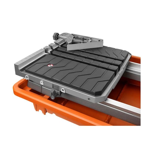 RIDGID 8" TILE SAW